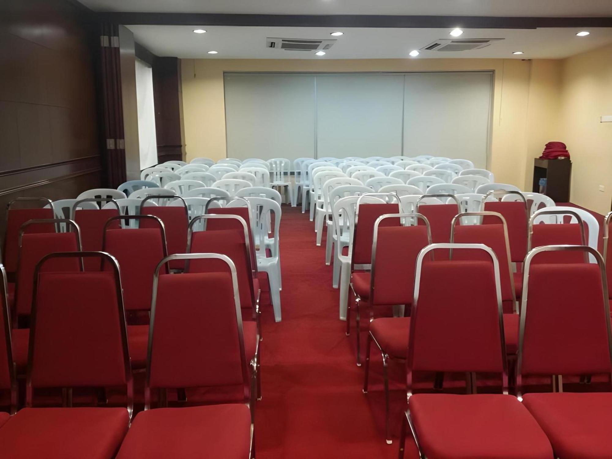 Amani Hotel Kampong Sungai Ramal Dalam Exterior foto